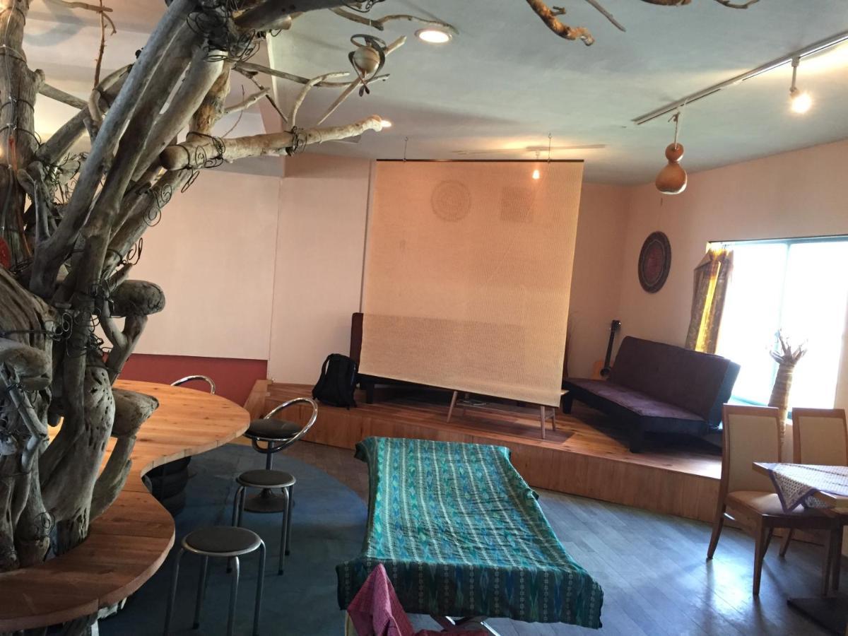 Guest House & Cafe Ohana Imabari Bagian luar foto